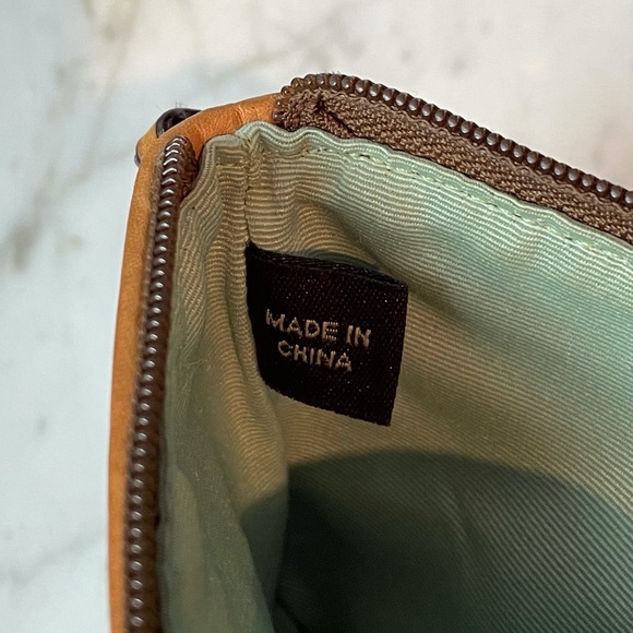 🐠RARE COACH Fish Coral Wristlet Clutch in Teal - Picture 10 of 11